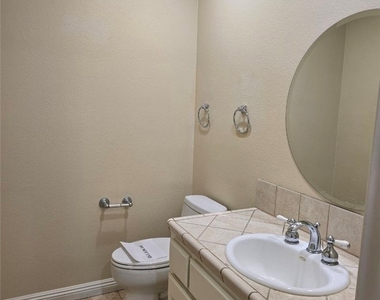 7169 Castle Peak - Photo Thumbnail 19
