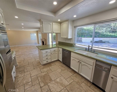 7169 Castle Peak - Photo Thumbnail 8