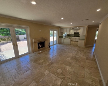 7169 Castle Peak - Photo Thumbnail 14
