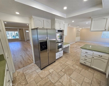 7169 Castle Peak - Photo Thumbnail 15