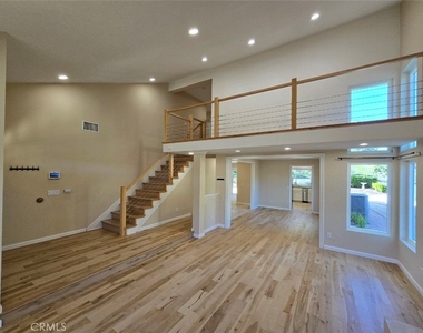7169 Castle Peak - Photo Thumbnail 3