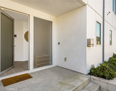 4405 Channel Place - Photo Thumbnail 1
