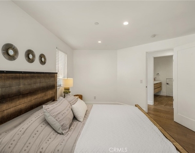 4405 Channel Place - Photo Thumbnail 11