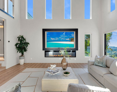 7966 Mulholland Drive - Photo Thumbnail 6