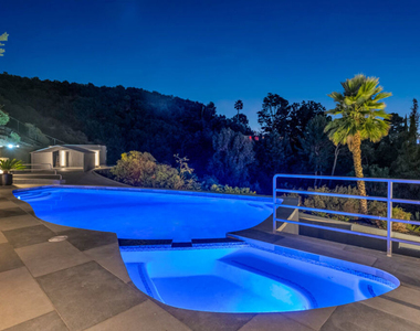 7966 Mulholland Drive - Photo Thumbnail 55
