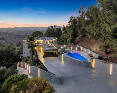 7966 Mulholland Drive - Photo Thumbnail 1