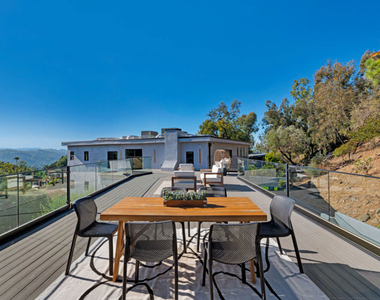7966 Mulholland Drive - Photo Thumbnail 41