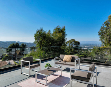 7966 Mulholland Drive - Photo Thumbnail 37
