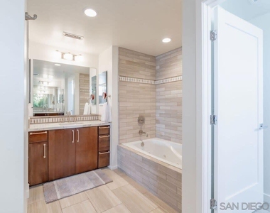 6767 Neptune Pl - Photo Thumbnail 17