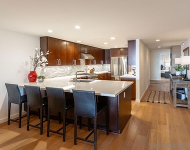 6767 Neptune Pl - Photo Thumbnail 18