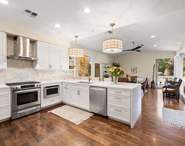 49105 Casa Del Rio - Photo Thumbnail 20