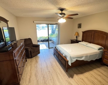 18560 Sunburst Lane - Photo Thumbnail 7
