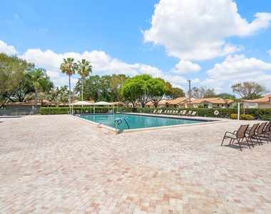 18560 Sunburst Lane - Photo Thumbnail 26
