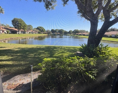 18560 Sunburst Lane - Photo Thumbnail 2