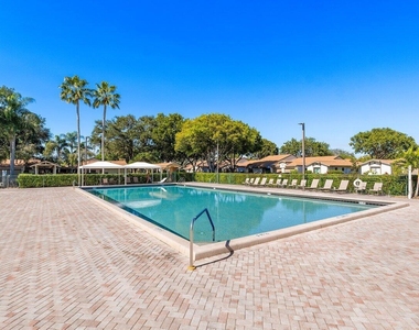 18560 Sunburst Lane - Photo Thumbnail 25