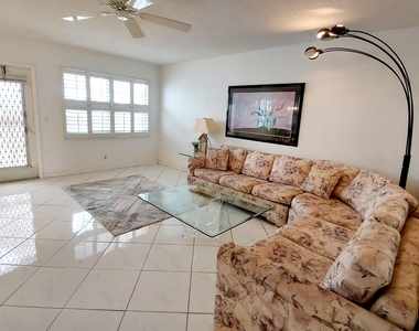 4079 Cornwall D - Photo Thumbnail 1