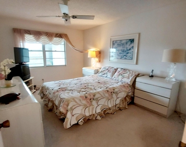 4079 Cornwall D - Photo Thumbnail 8
