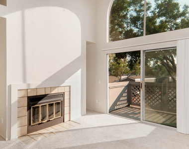 244 Rock Harbor Lane - Photo Thumbnail 11