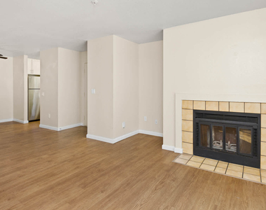 244 Rock Harbor Lane - Photo Thumbnail 46