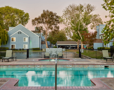244 Rock Harbor Lane - Photo Thumbnail 34