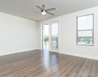 5406 Middle Fiskville Rd - Photo Thumbnail 16