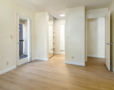 180 Pasito Terrace - Photo Thumbnail 11