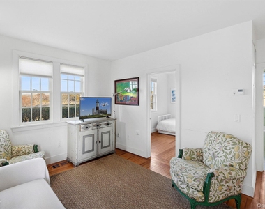 165 Lily Pond Lane - Photo Thumbnail 18