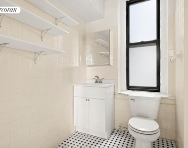 140 W 79th Street - Photo Thumbnail 3