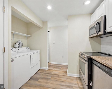 33 S 19th Street - Photo Thumbnail 10