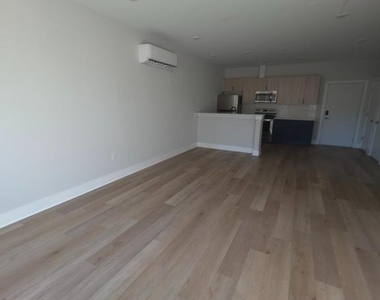 3503 Midvale Avenue - Photo Thumbnail 29