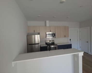 3503 Midvale Avenue - Photo Thumbnail 25