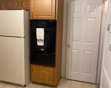 2204 Gaylord Drive - Photo Thumbnail 8