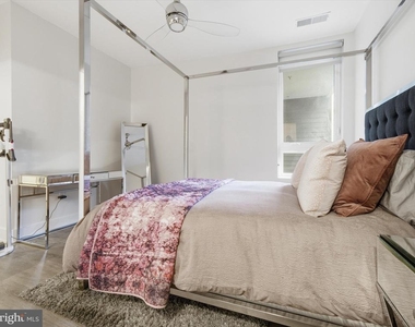 145 Riverhaven Drive - Photo Thumbnail 6