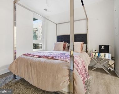 145 Riverhaven Drive - Photo Thumbnail 5