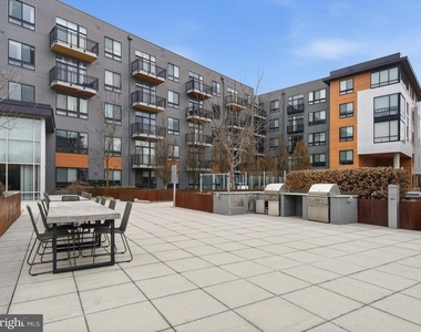 145 Riverhaven Drive - Photo Thumbnail 24