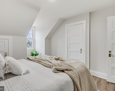 707 N Hickory Avenue - Photo Thumbnail 26