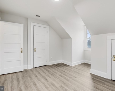 707 N Hickory Avenue - Photo Thumbnail 16