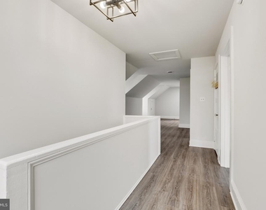 707 N Hickory Avenue - Photo Thumbnail 13