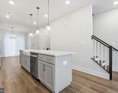 116 Crown Street - Photo Thumbnail 7