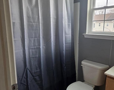138 Rosie Drive - Photo Thumbnail 14
