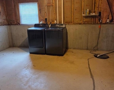 138 Rosie Drive - Photo Thumbnail 9