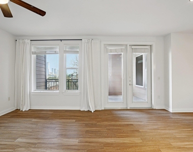 1900 Barton Springs Rd - Photo Thumbnail 6