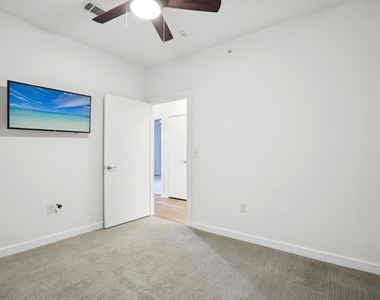 1900 Barton Springs Rd - Photo Thumbnail 21
