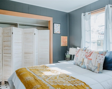 604 W Pecan St - Photo Thumbnail 20