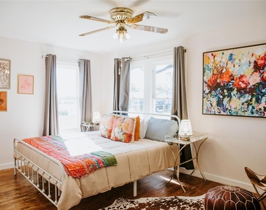 604 W Pecan St - Photo Thumbnail 15