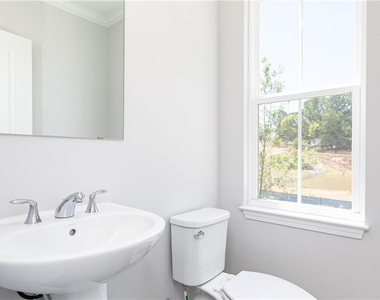 1009 Taylor Court - Photo Thumbnail 16