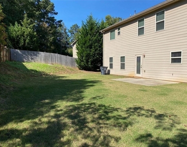 2392 Newbury Oaks Court - Photo Thumbnail 24