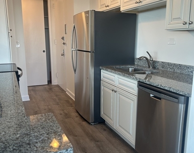 4800 S Chicago Beach Drive - Photo Thumbnail 10