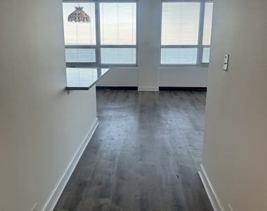 4800 S Chicago Beach Drive - Photo Thumbnail 7