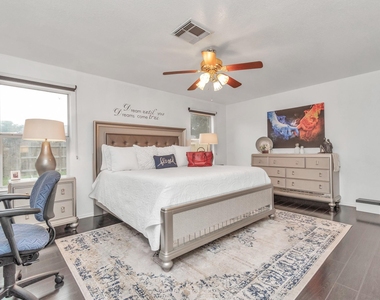 7327 Enchanted Creek Drive - Photo Thumbnail 16